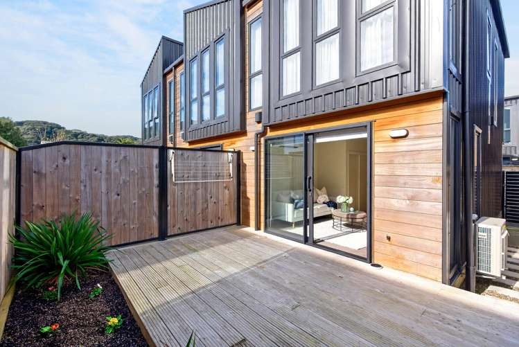 9/24 Fitzherbert Road Wainuiomata_16