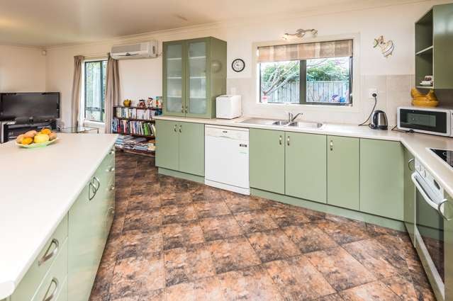 13 Chester Road Springvale_4