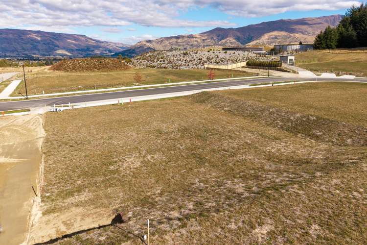 34 Stonehenge Road Wanaka_8