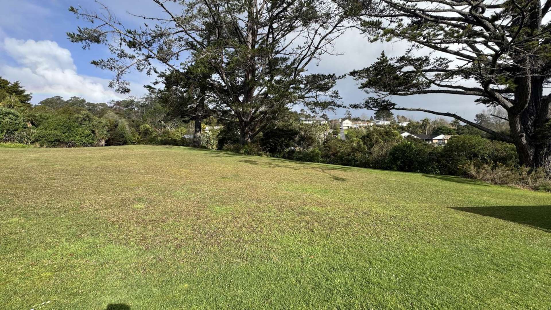 36 Shelter Drive Greenhithe_0