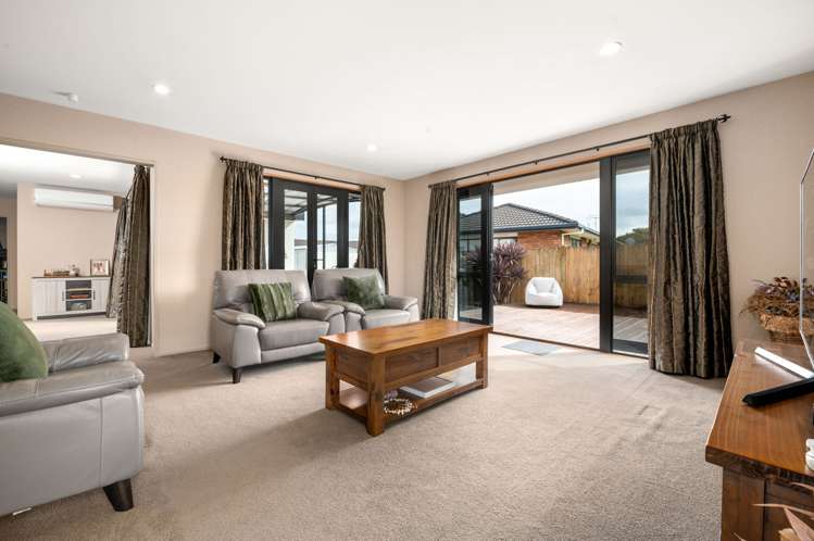 10 Drumfearn Place Rototuna_1