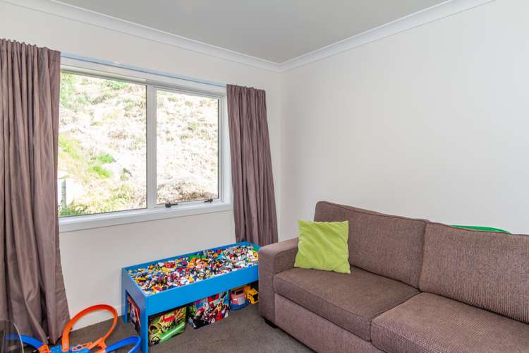 7 Aran More Place Belmont_13