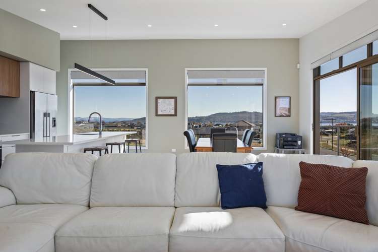 30 Wai Terrace Wharewaka_6