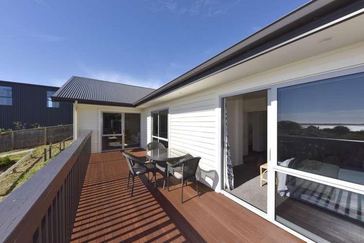 5 Main Road Redcliffs_14