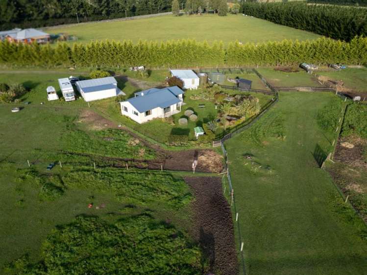 237 Depot Road_3