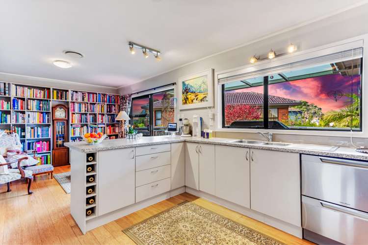 8 Petrel Place Massey_7