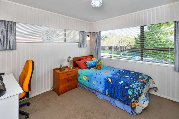 5 Prestwick Place Wattle Downs_10