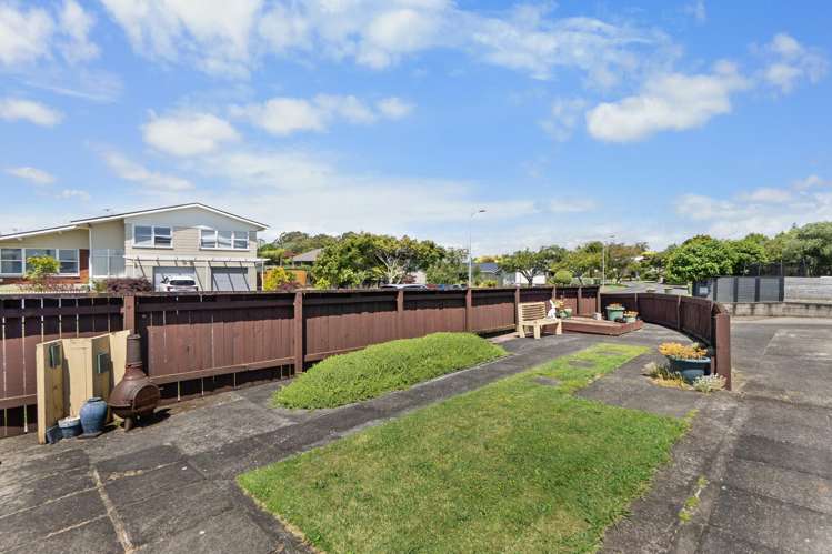 10 Garden Heights Avenue Glenview_13