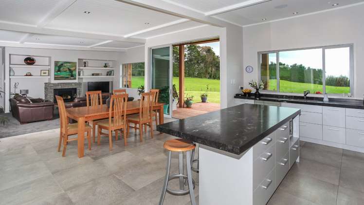 19 Church View Road Waiau Pa_7