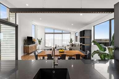 87 Oak Road_2