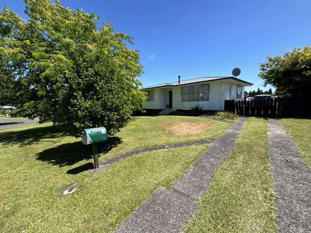 17 Lancaster Crescent Tokoroa_4