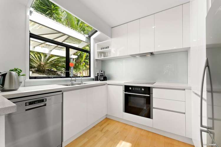 2/8 Heatherleigh Rise Northcross_6