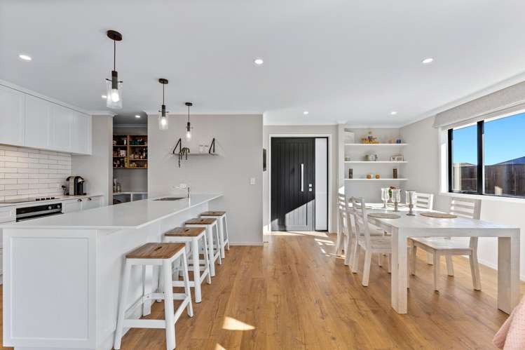 19 Puhitahi Hill Road Paerata_6