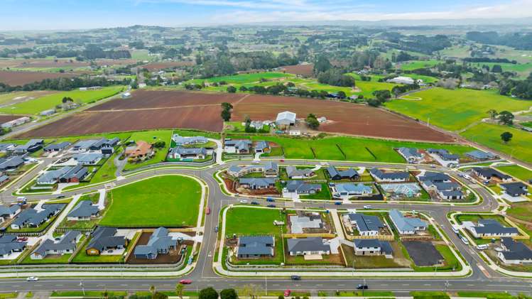 26 Trevor Mcmiken Drive Patumahoe_11