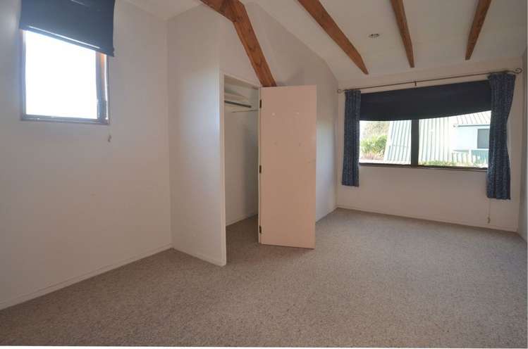 1b Stephens Place Hairini_12