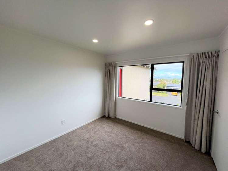 3 Trevone Place Forrest Hill_13