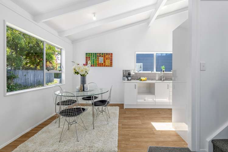 3/49 Lancaster Road Beach Haven_1