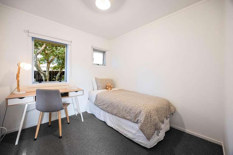 2/14 Rowan Terrace Te Atatu South_8