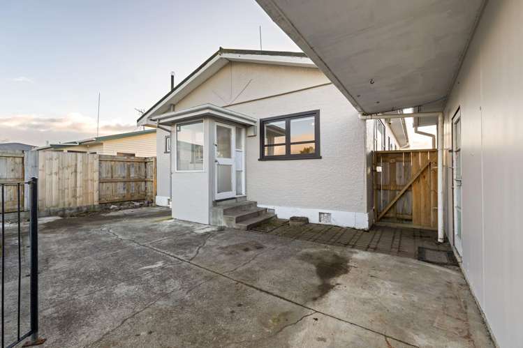 256 Tremaine Avenue Highbury_21