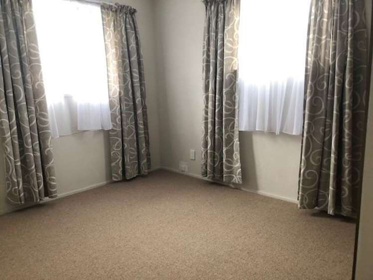 1/27 Aeroview Drive Beach Haven_7