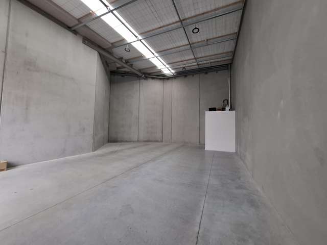 4/74 Westpoint Drive Hobsonville_3