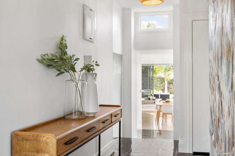 27 Rocklands Avenue Mount Eden_18