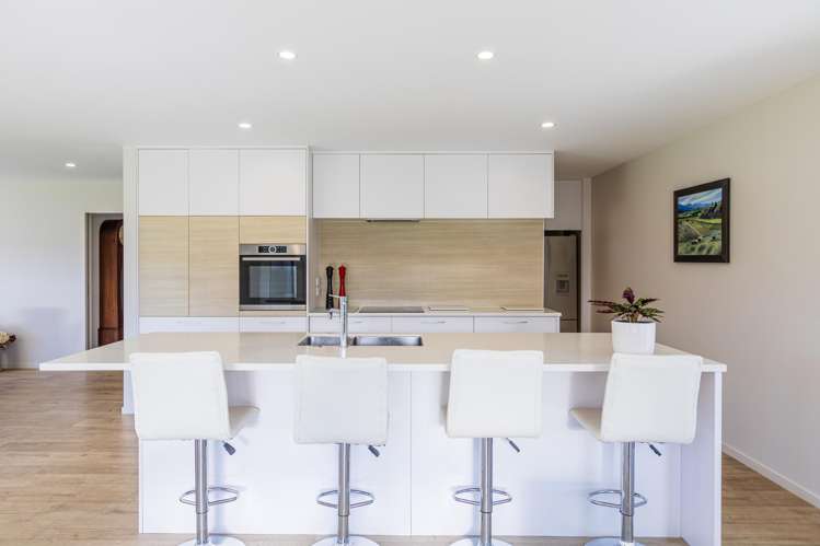 35 Avignon Place Fairhall_4