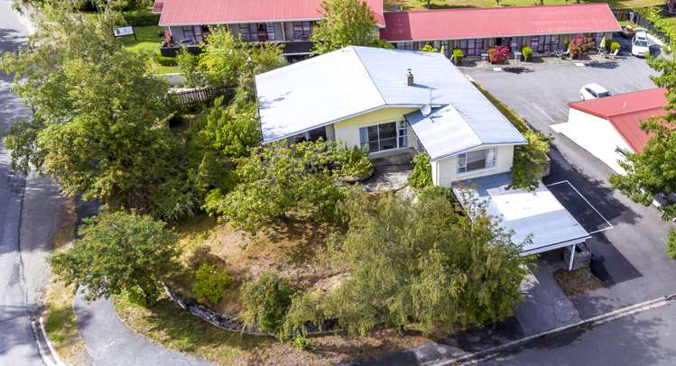 46 Adamson Drive Arrowtown_10