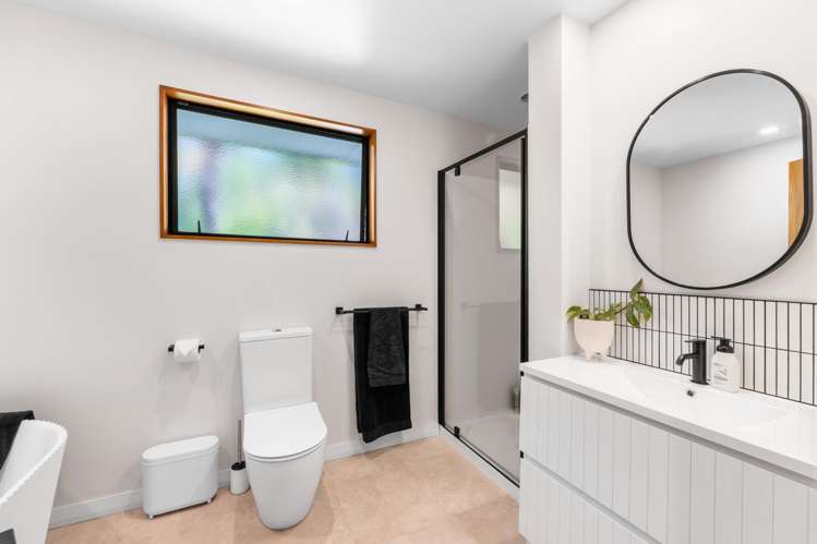 16 Belvue Bay Road Havelock_23