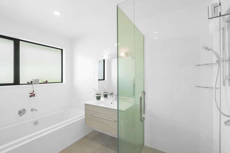 8 Laing Crescent Heathcote Valley_10