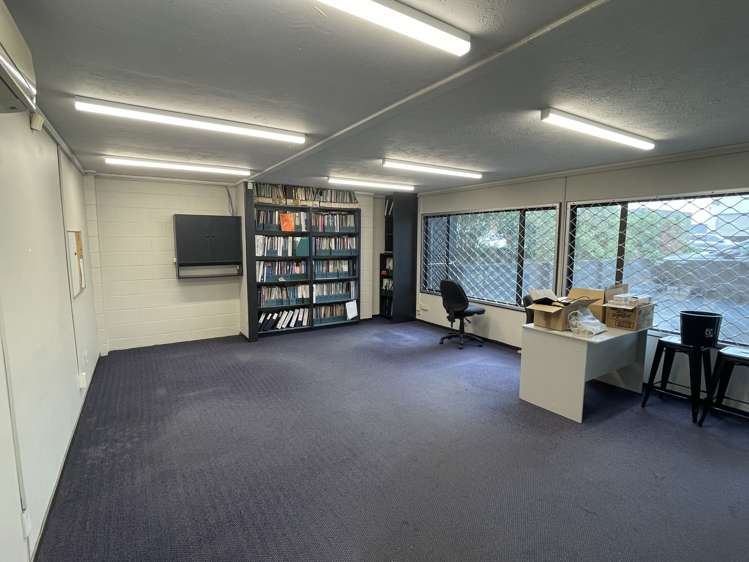 Unit A/5 Andromeda Crescent East Tamaki_6