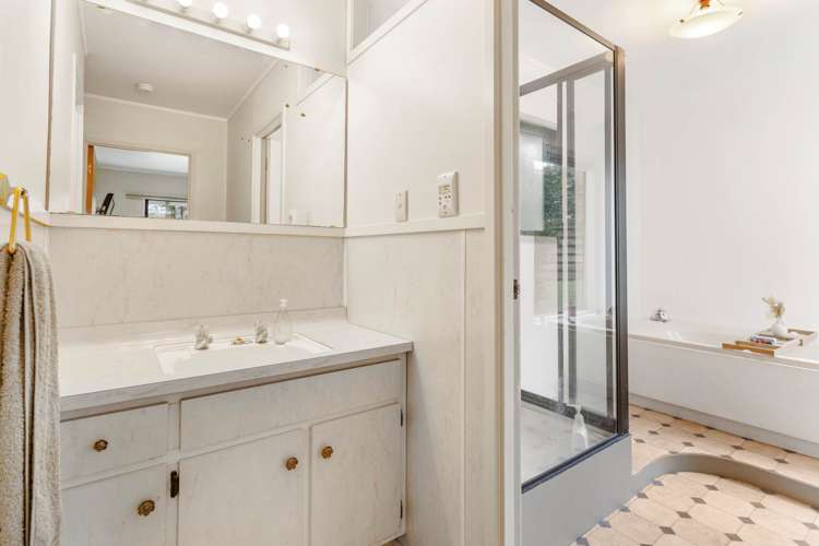 3 The Spinney Pahurehure_12