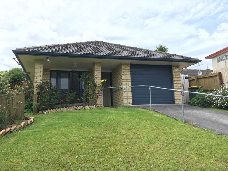 9 Earnslaw Crescent Clover Park_0