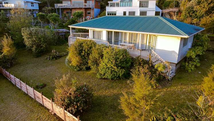 52 Hinemoa Terrace Tairua_19