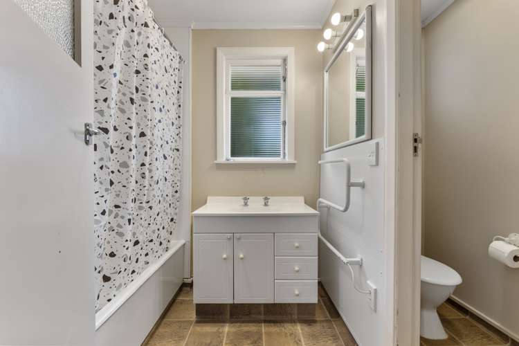 4 Burfield Place Awapuni_10