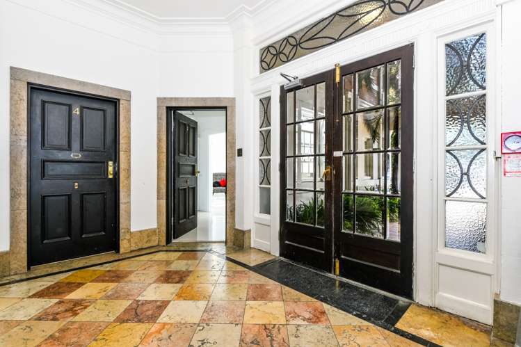 2/75 Parnell Road 1761_8