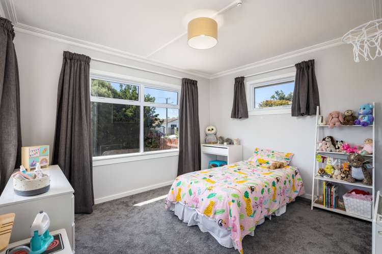 190 Seaview Road Westown_11