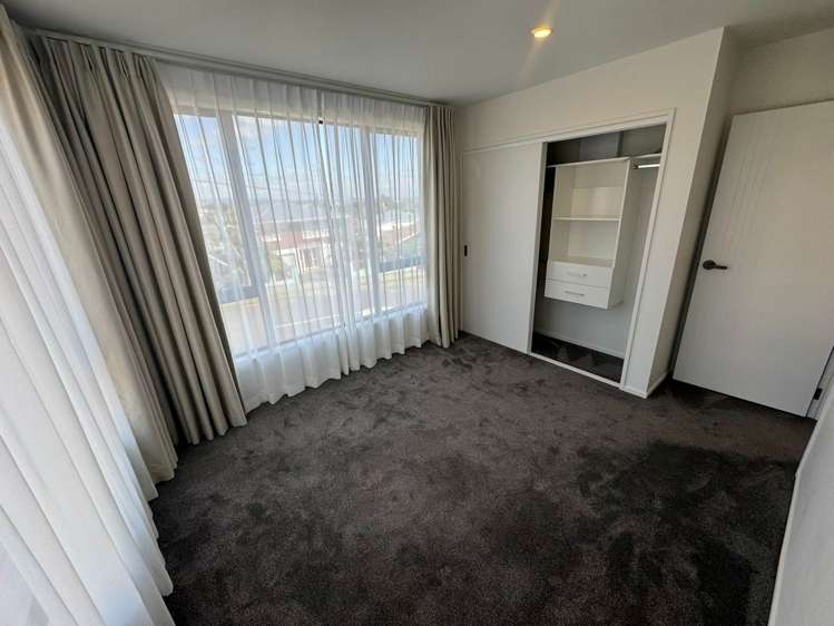 186a Whitney Street Blockhouse Bay_13