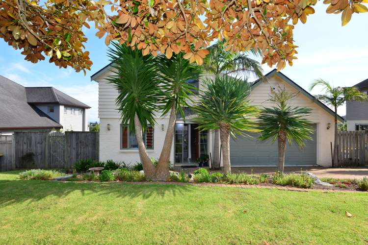 202 Alec Craig Way Gulf Harbour_21