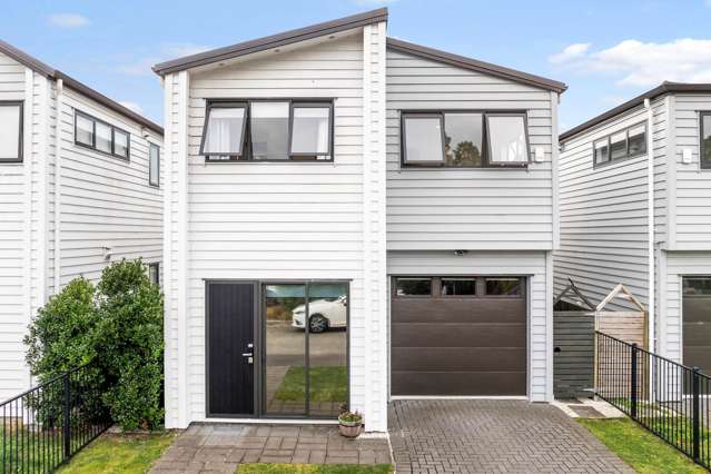Motivated Sale - Modern Living Opportunity