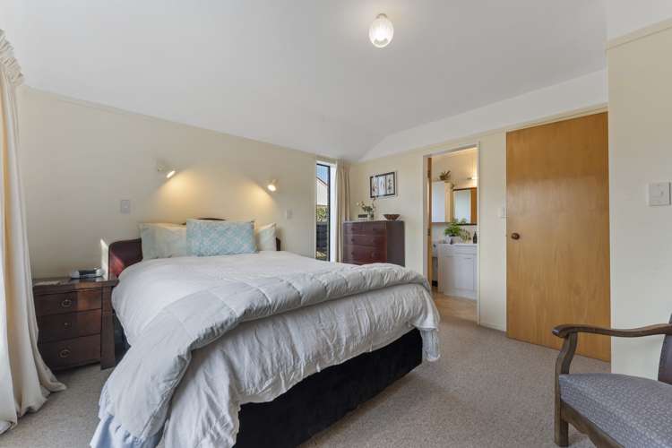 102 Barrett Road Whalers Gate_16