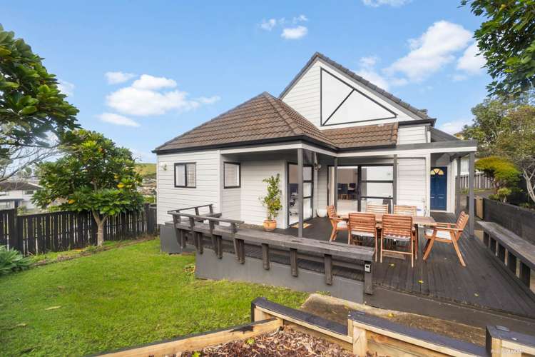 2/184 Norman Lesser Drive_0