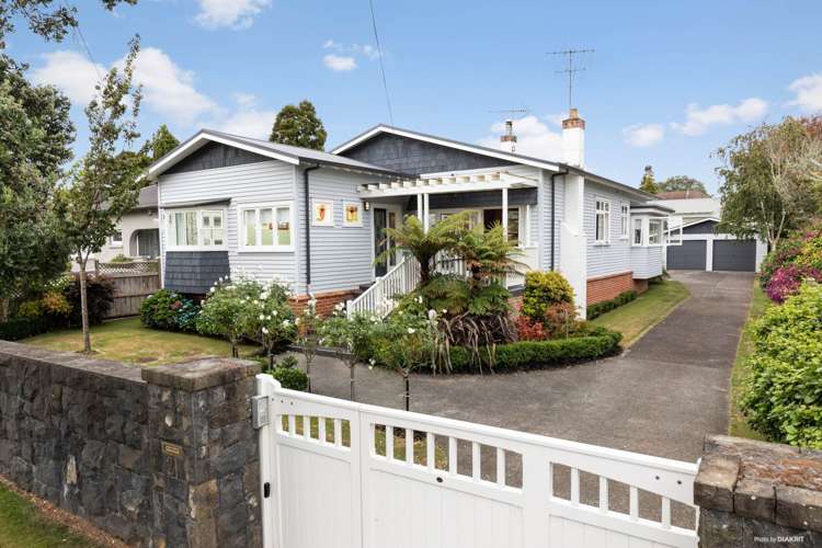 21 Hollywood Avenue Epsom_0