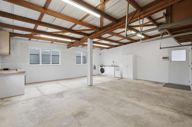 311 Crinan Street Georgetown_26