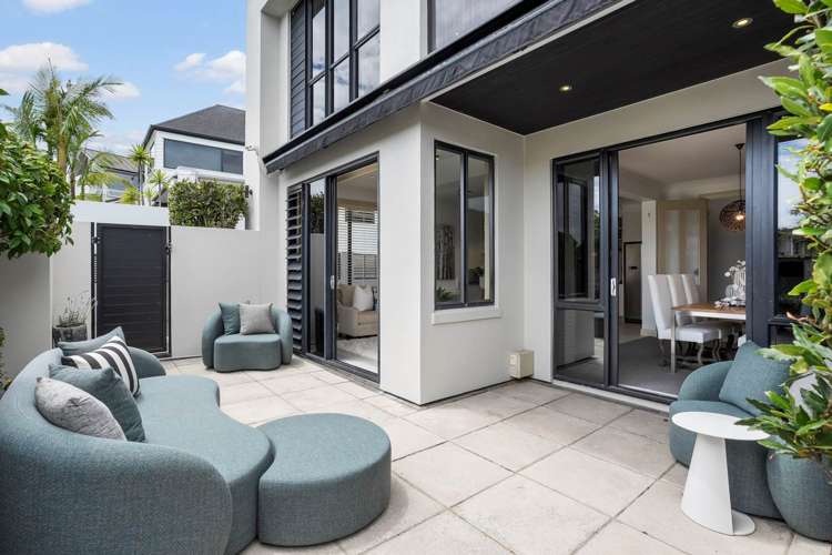 1/7 Rarangi Road St Heliers_23