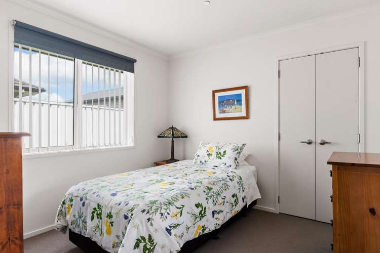 26 Sterling Park Lytton West_13