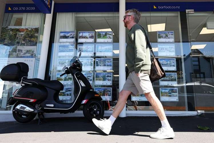 Tony Alexander: Why the threat of a July interest rate rise is receding