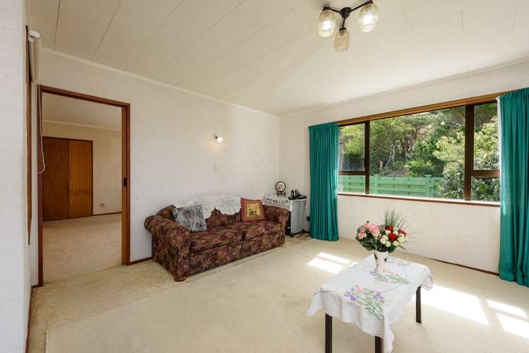 82 Thurleigh Grove Karori_6