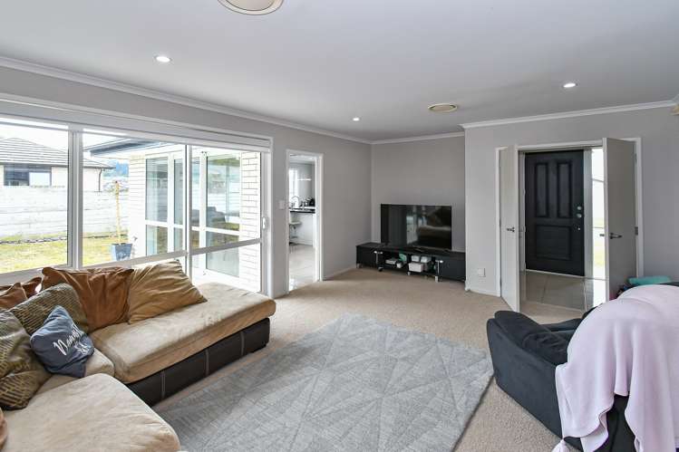 16 Pyne Crescent Pokeno_5