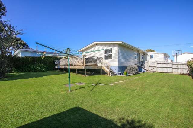 14 Tania Place Blockhouse Bay_2